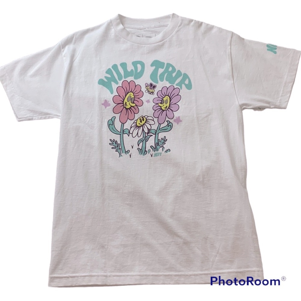 NWT Neff T Shirt